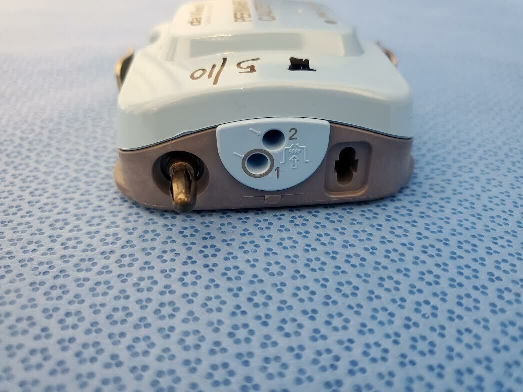 INTUITIVE SURGICAL 420183 Da Vinci 8mm Permanent Cautery Hook — photo 5