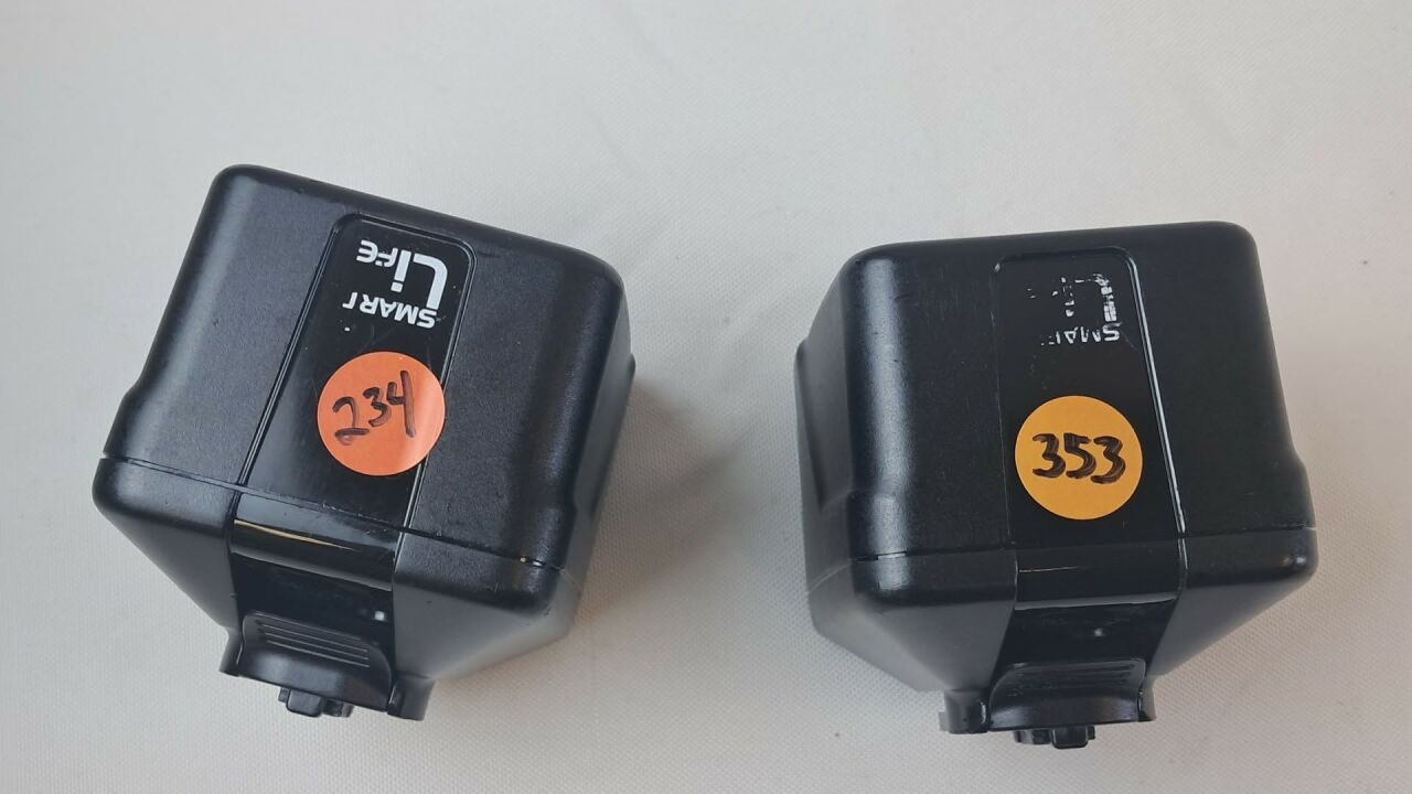 STRYKER 7215 System 7 Large Battery Cycle Counts: 234 & 353