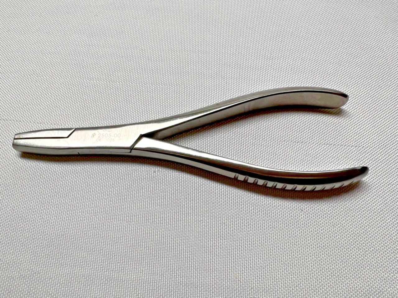 AAP 2505-00 Surgical Bending Forceps