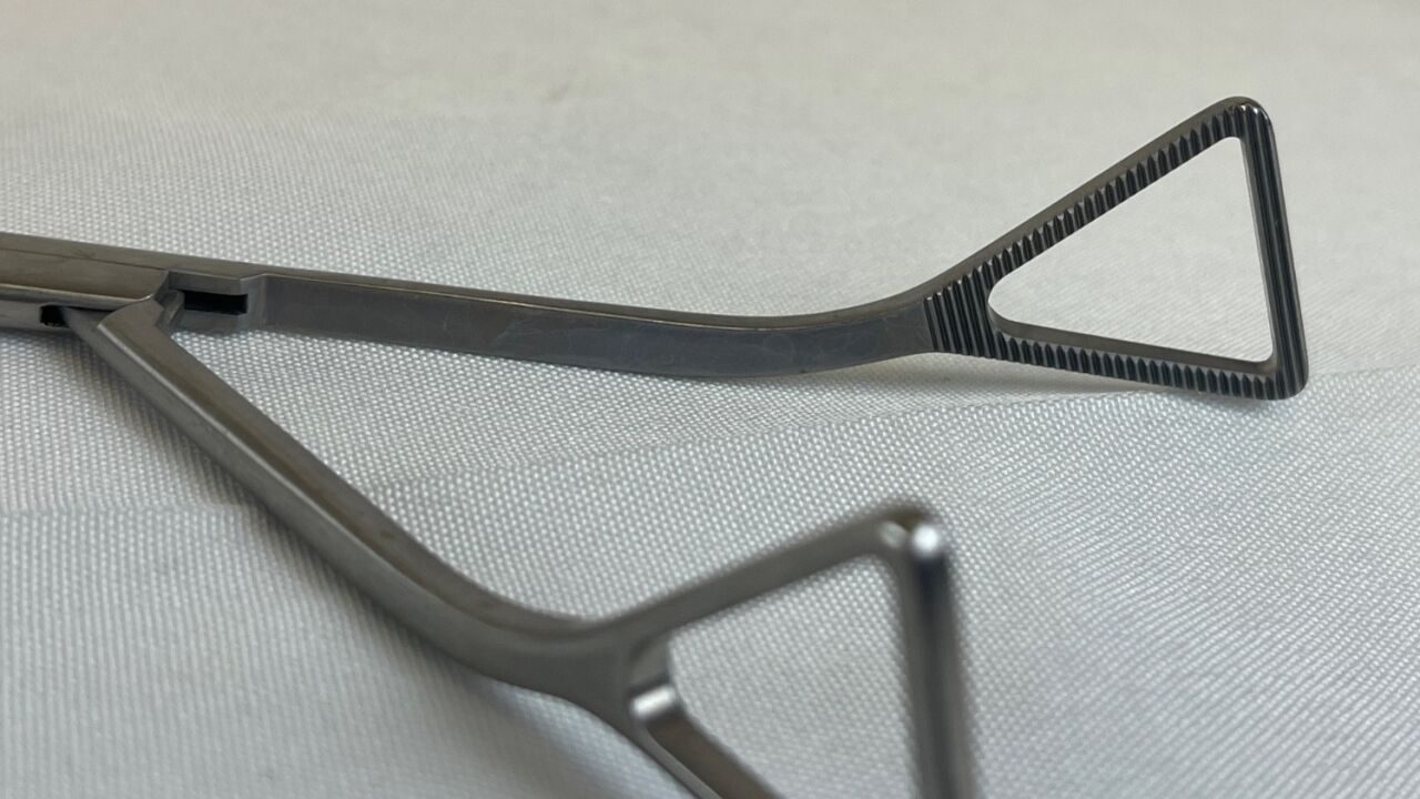 SCANLAN 9909-927 Thoracoscopic Duval Clamp Curved Pulmonary Surgery Cardiothoracic — photo 5