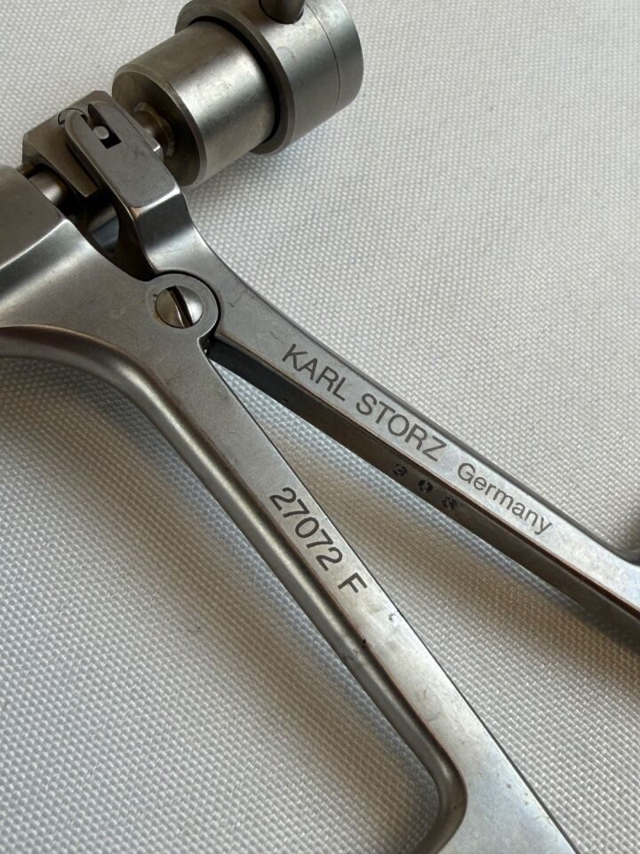 KARL STORZ Optical Grasping Forcep 27072F s Double Action Jaws 4mm Scope Urology — photo 2
