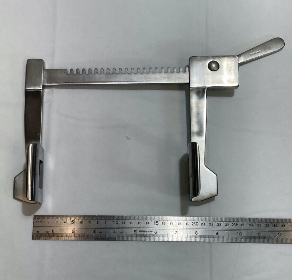 WECK 3" x 2" Fenestrated Blades Finochietto Rib Spreader — photo 6