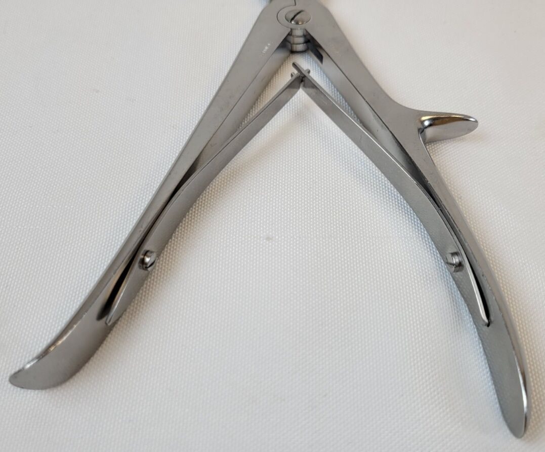 CODMAN  Stille-Luer Rongeur Curved Jaws 9" Double Action — photo 5