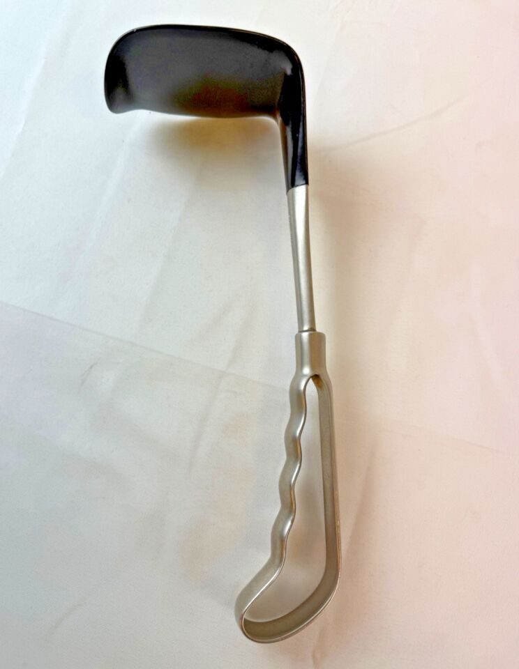 WECK 481648 Insulated Non-Conductive Kelly Retractor 76mm x 90mm x 11"