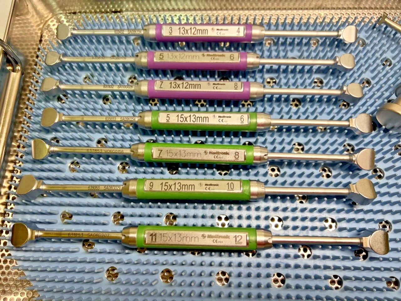 MEDTRONIC Disc Sizers & Tamp Set of 10 Instrument Set w/ Tray — photo 2