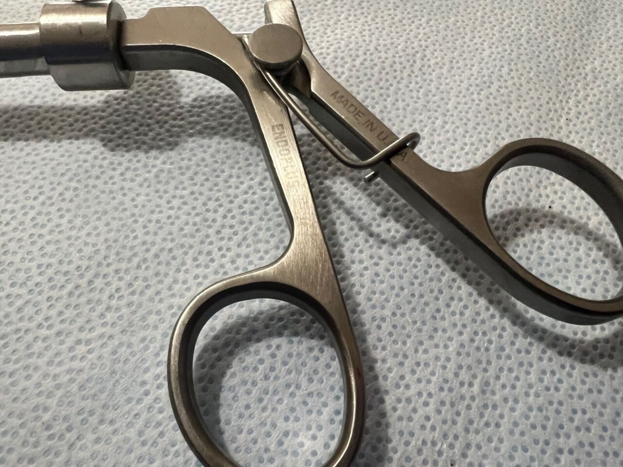 ENDOPLUS 10mm x 35cm Laparoscopic Claw Forcep w/ 2x3 Teeth — photo 3