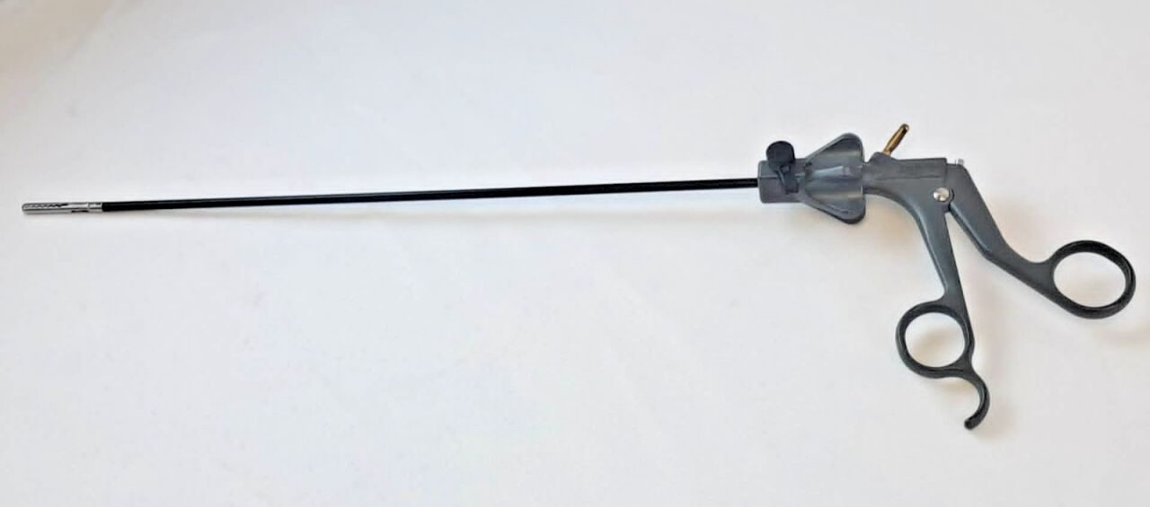 STRYKER 250-080-617 w/ 250-080-310 PEEK Monopolar Handle 5mm w/ Grasper Insert