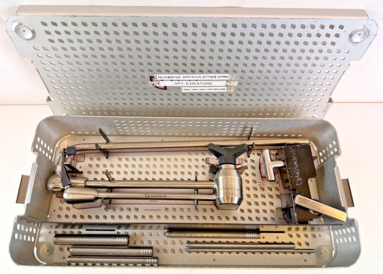 NUVASIVE Articulating Arm, Articulating Bed Rail Clamp & Dilators Set Articulating Arm   Bed Rail Clamp w/ Dilator Set   Case Neurology Ortho