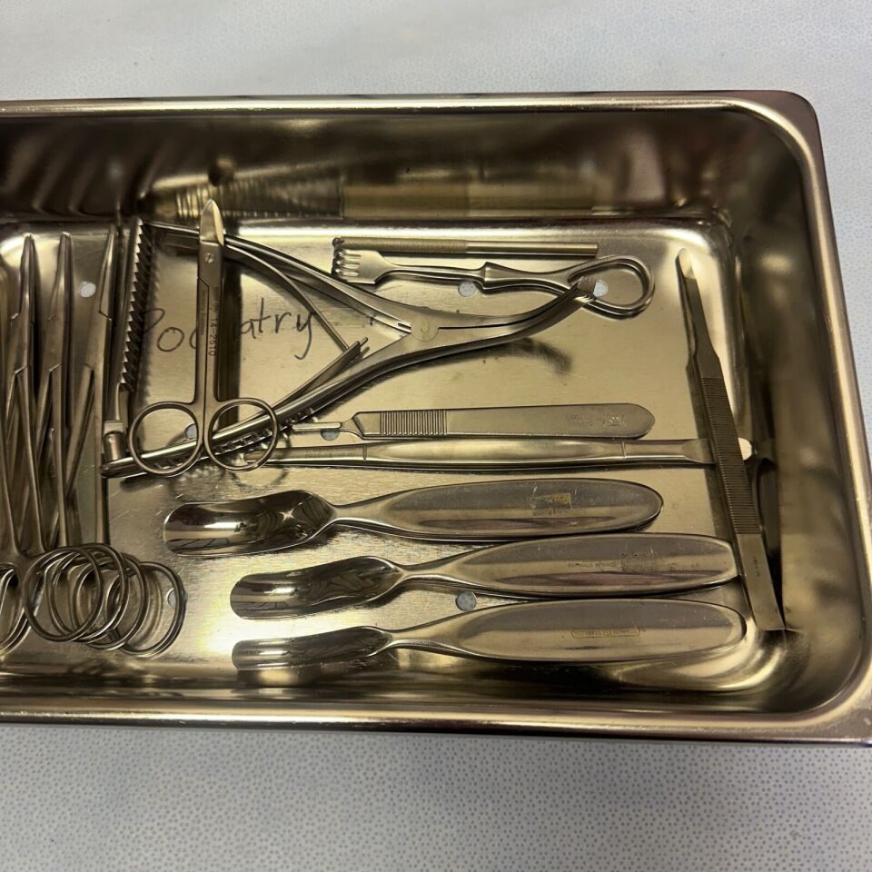 SSI ULTRA  14 Piece Symmetry Codman Podiatry Set w/ Sterilization Tray — photo 2