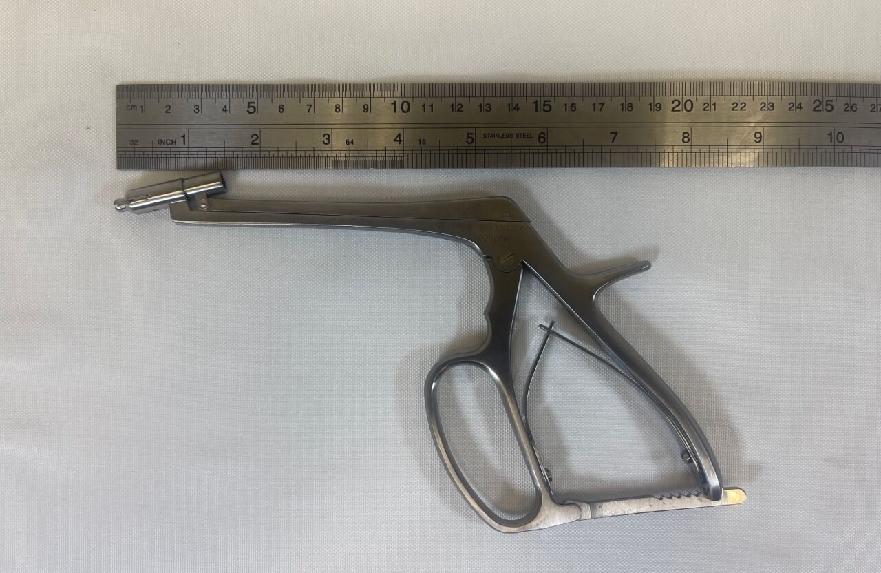 SYNTHES 2868-10-100 Variable Drill Guide — photo 6