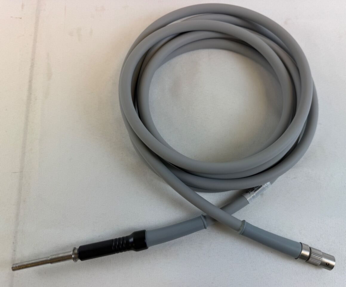 KARL STORZ 4.8mm x 300cm Light Cord Light Source — photo 2