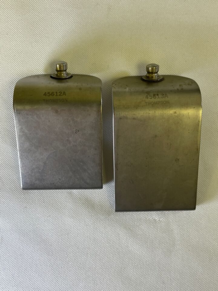 THOMPSON SURGICAL Various Cervical Retractor Blades Set w/ Case — photo 5
