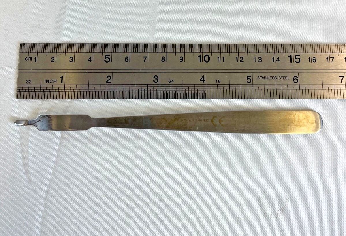 KMEDIC KM46832 KM 46-832 Mini Hohmann Retractor 8mm x 6.5" Orthopedics Trauma — photo 8