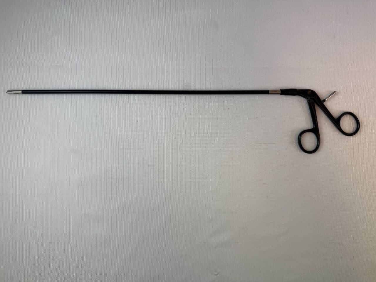 OLYMPUS A5262 5mm x 32cm Laparoscopic Single Action Punch Forceps — photo 3