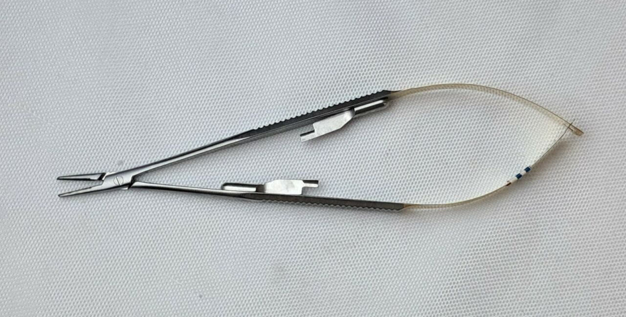 V. MUELLER VM61-2551 Castroviejo Needle Holder — photo 3