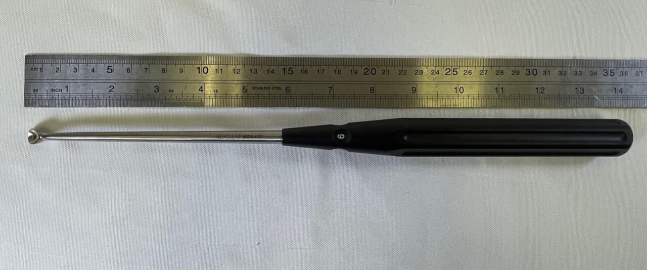 AESCULAP MD643R Lumbar Curette Size 6 Reverse Angle 349mm — photo 9