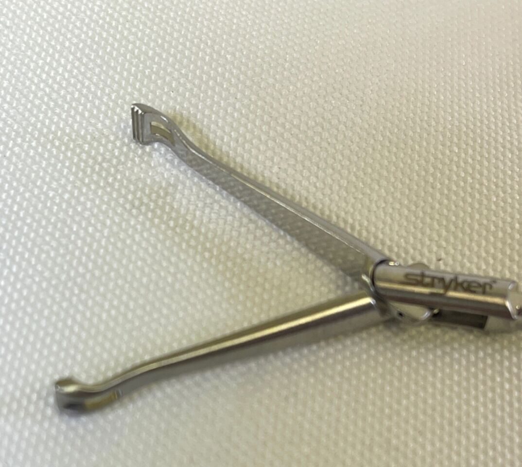 STRYKER 250-080-595 & 250-080-586 Monopolar Insulated 5mm x 45cm Babcock Grasper — photo 5