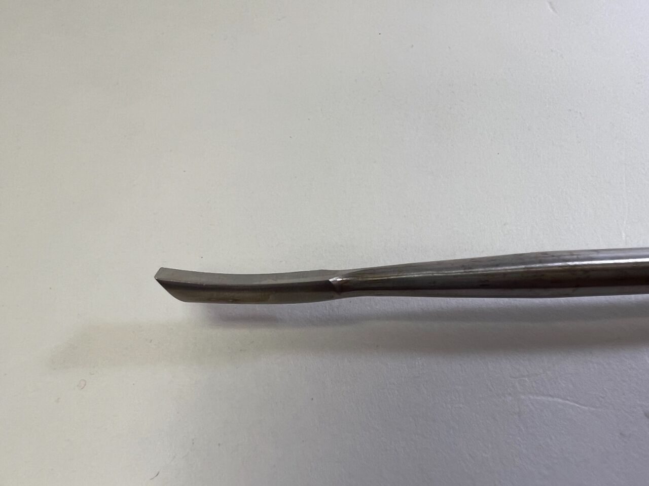 SYNTHES 13566 Periosteal Elevator w/ Curved Blade — photo 2