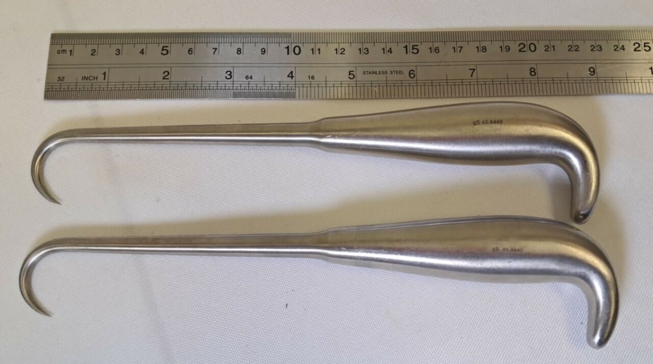 MILLENNIUM SURGICAL gs 45.4440 9" 25mm Bone Hook Large Sharp Set of 2 — photo 3