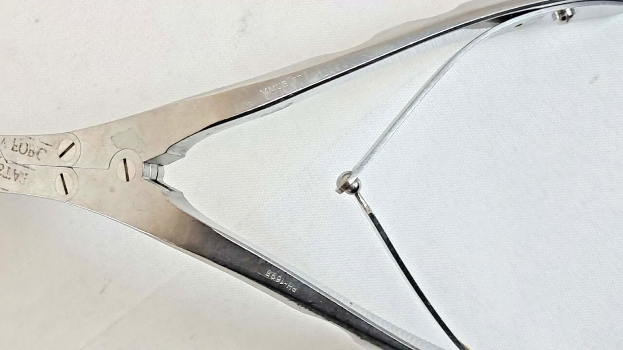 V. MUELLER RH1695 Caplan Angular ENT Scissors 7-1/2" — photo 5
