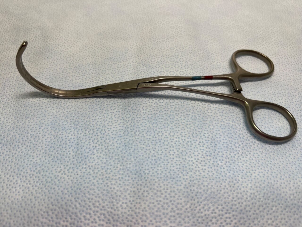 CODMAN 37-1311 Large Cooley Classic Acutely Curved Clamp
