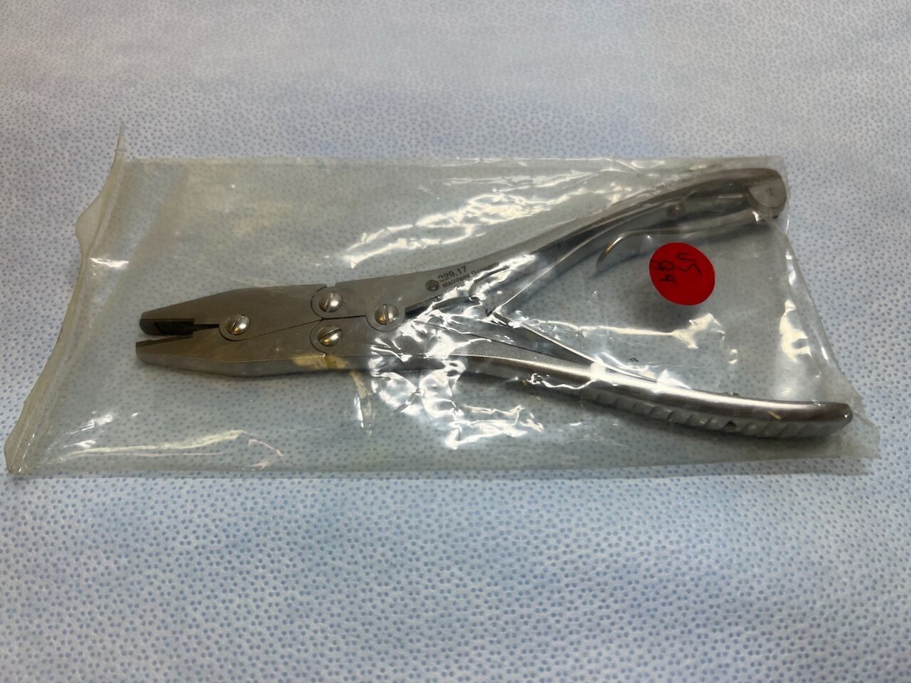 SYNTHES 329.17 Maxillofacial Mandible Pliers 7" w/ Ratchet