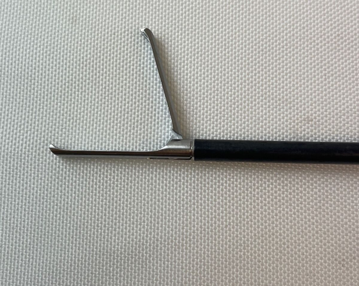 OLYMPUS A64020A HiQ Monopolar Claw Forceps 5mm x 36cm Laparoscopic Grasper — photo 2