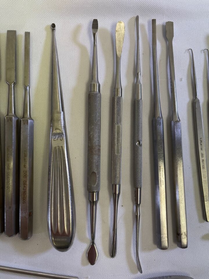 V. MUELLER Various Small Ortho/Podiatry Set w/ Sterilization Case — photo 6