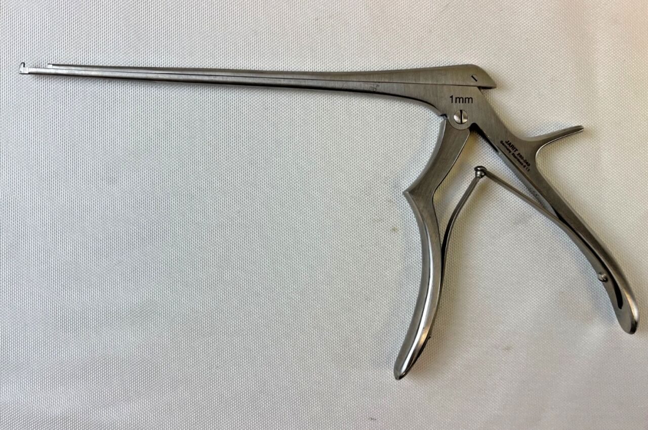 JARIT 280-040 Micro Kerrison Rongeur 1mm x 90deg Up x 7" 8mm Jaw Opening — photo 1