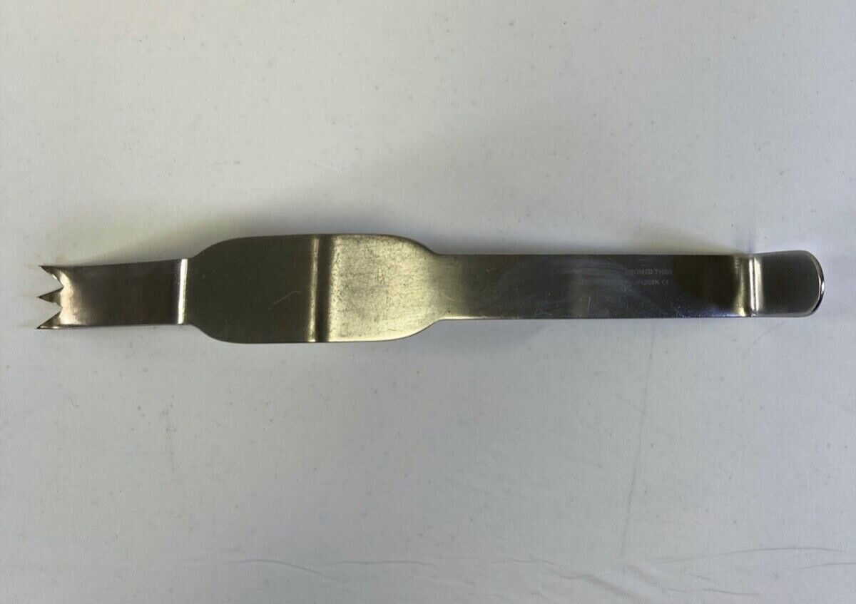 INNOMED T1003 Anterior Glenoid Neck Retractor 25mm Blade Width