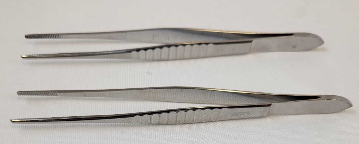 PILLING 18-1104 Thumb Dressing Forceps Straight 5-5/8" (Set of 2) — photo 5