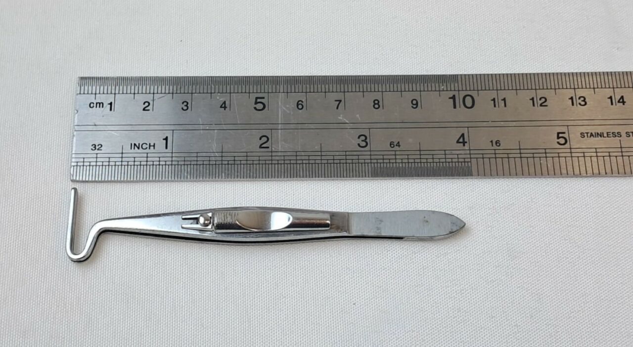 KARL STORZ E2500 Berke Ptosis Forceps 3-7/8" w/ Slide Lock — photo 5