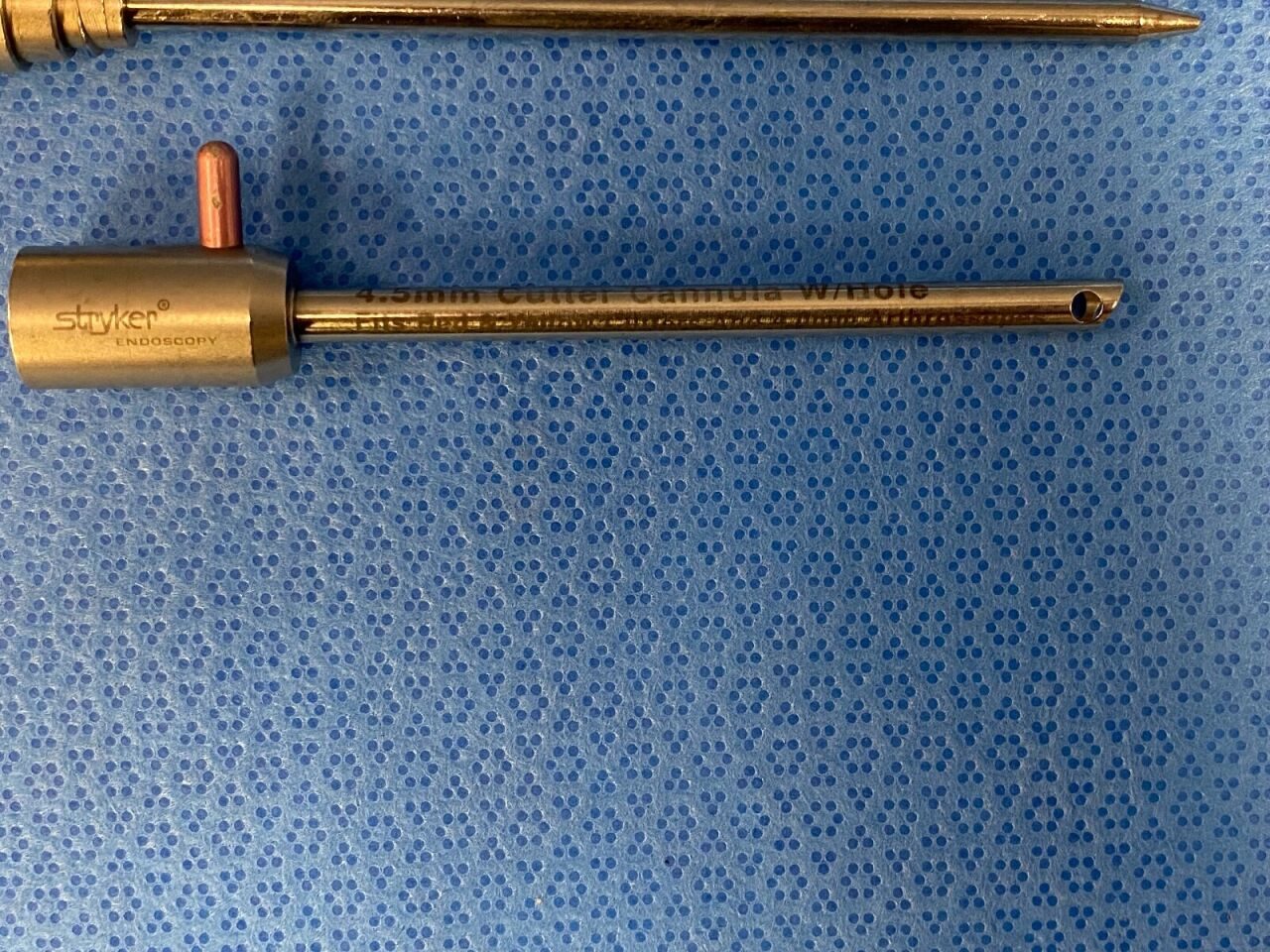 STRYKER 275-722-300 4.5mm Cutter Cannula w/ Sharp Trocar Arthroscopy — photo 3