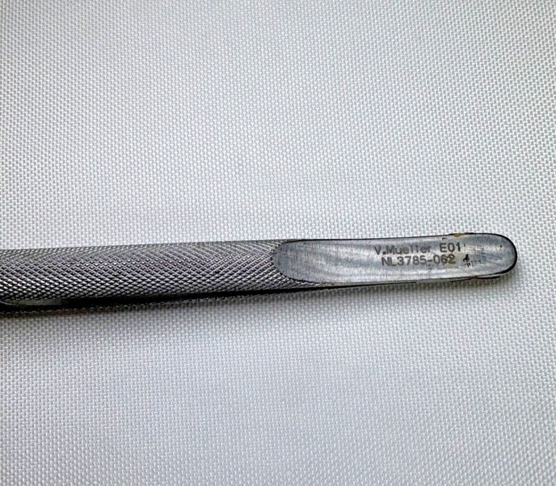 V. MUELLER NL3785-062 Rhoton Micro Forceps Bayonet Finely Serrated — photo 3