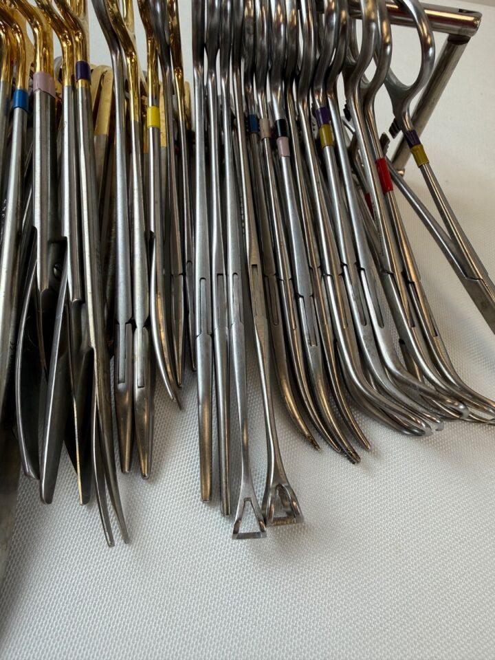 V. MUELLER Major Abdominal Tray 77 Piece w/ Sterilization Case — photo 6