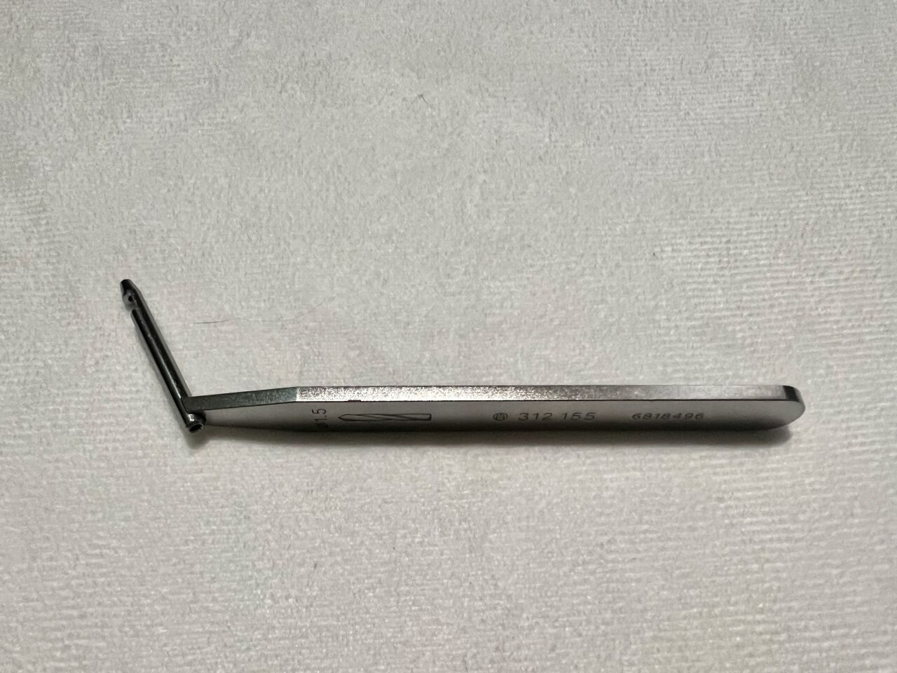 SYNTHES 312.155 Mini Drill Sleeve 1.5mm — photo 1