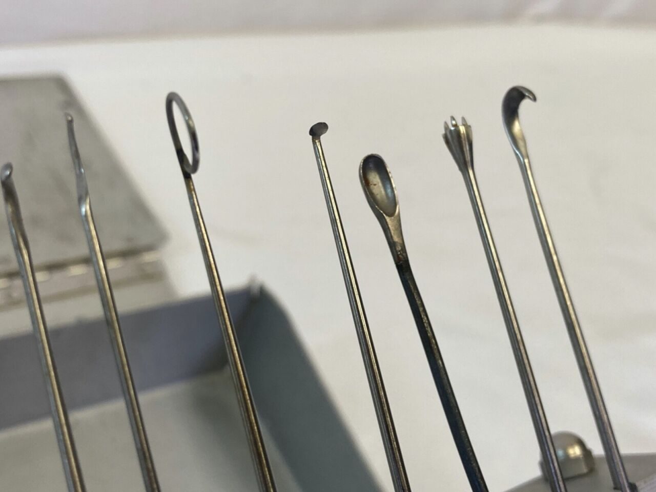 V. MUELLER Various Set of 19 Transsphenoidal Dissector Instrument Set w — photo 12