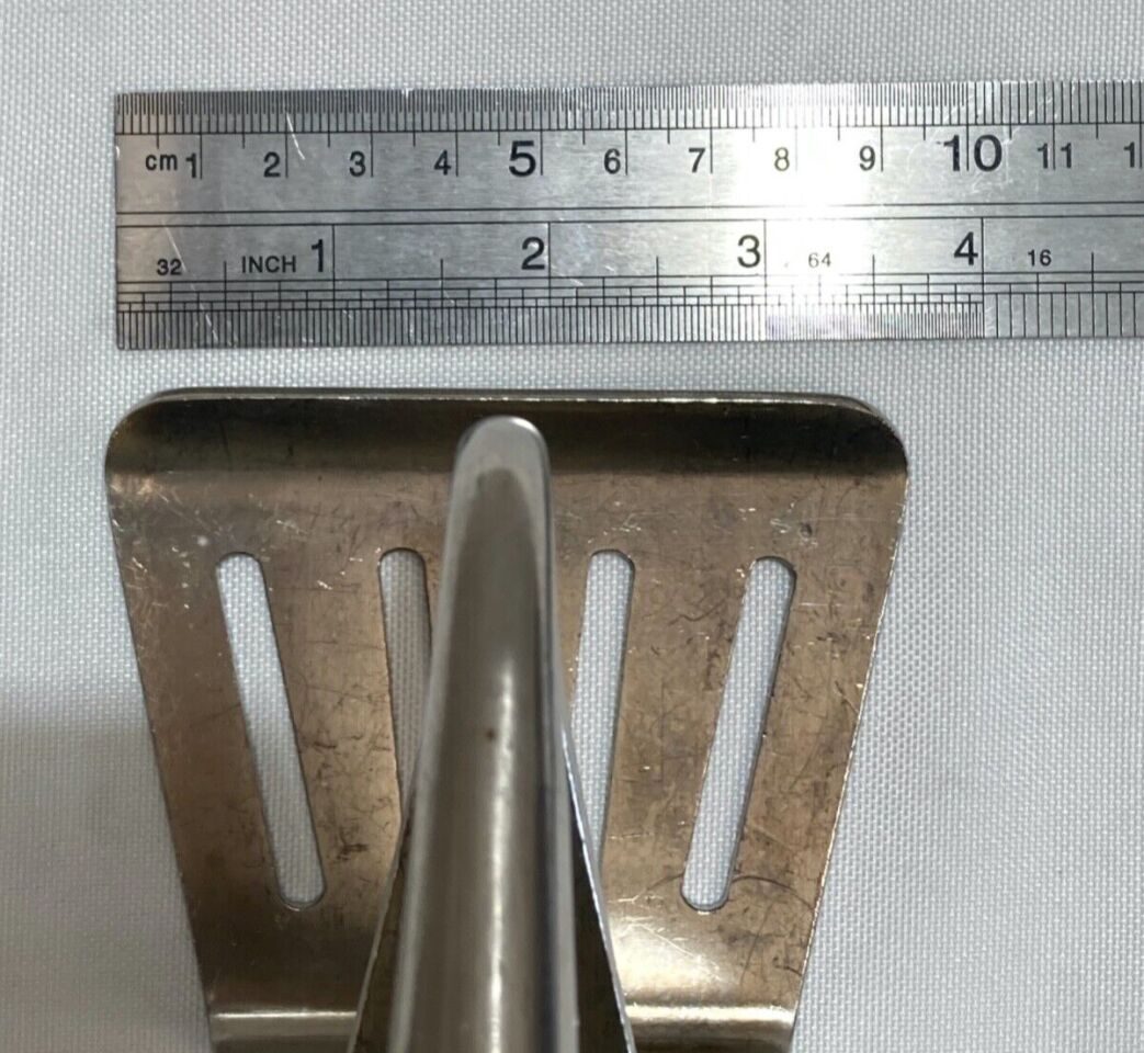 V. MUELLER CH900 Scapular Davidson Retractor 3" x 3.5" — photo 5