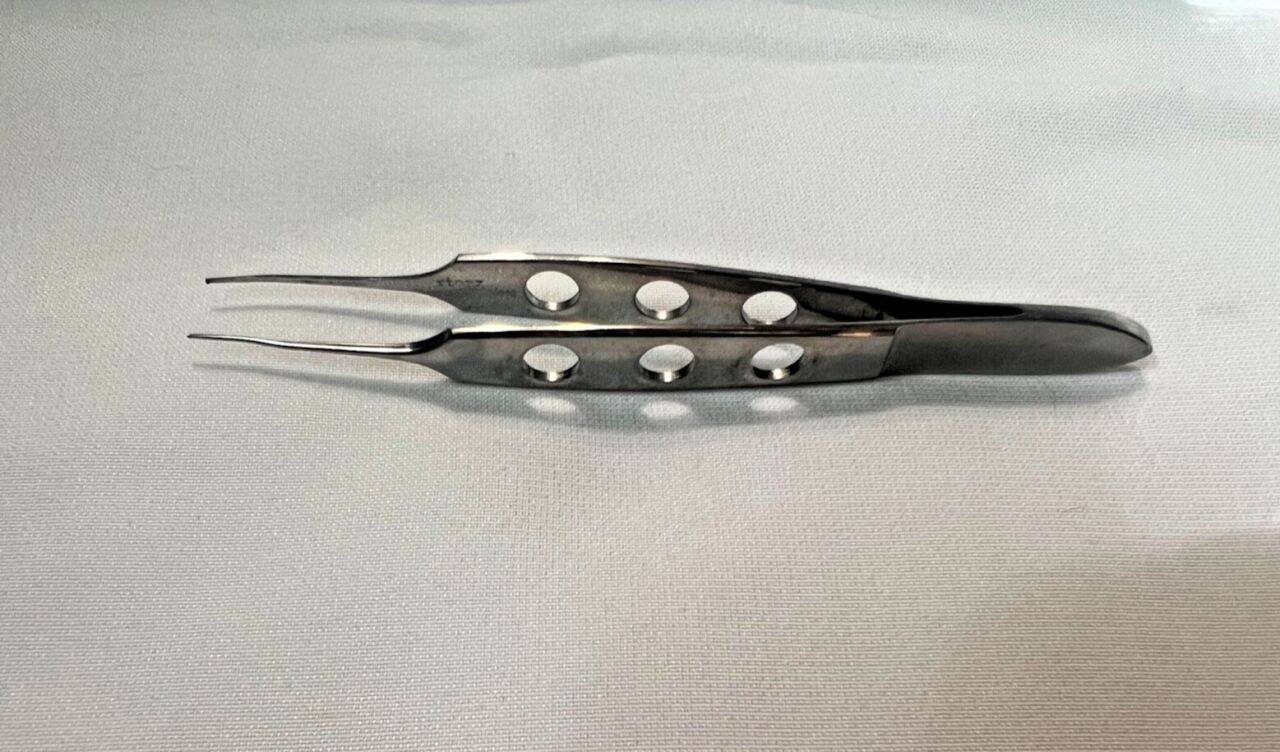 KARL STORZ E1502 Bishop-Harmon Tissue Forceps Delicate 1x2 Teeth 3-1/4" Length
