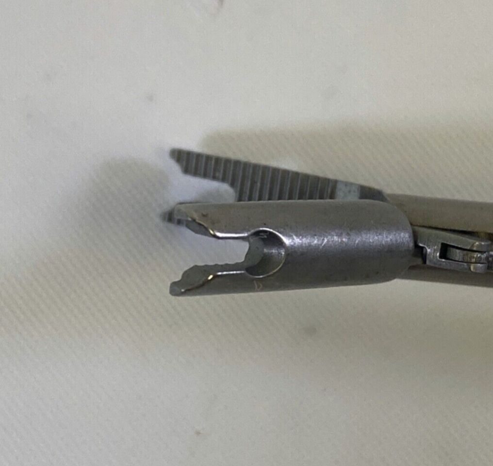 V. MUELLER LA1356RF 5mm x 35cm Laparoscopic Knot Pushing Forcep — photo 5