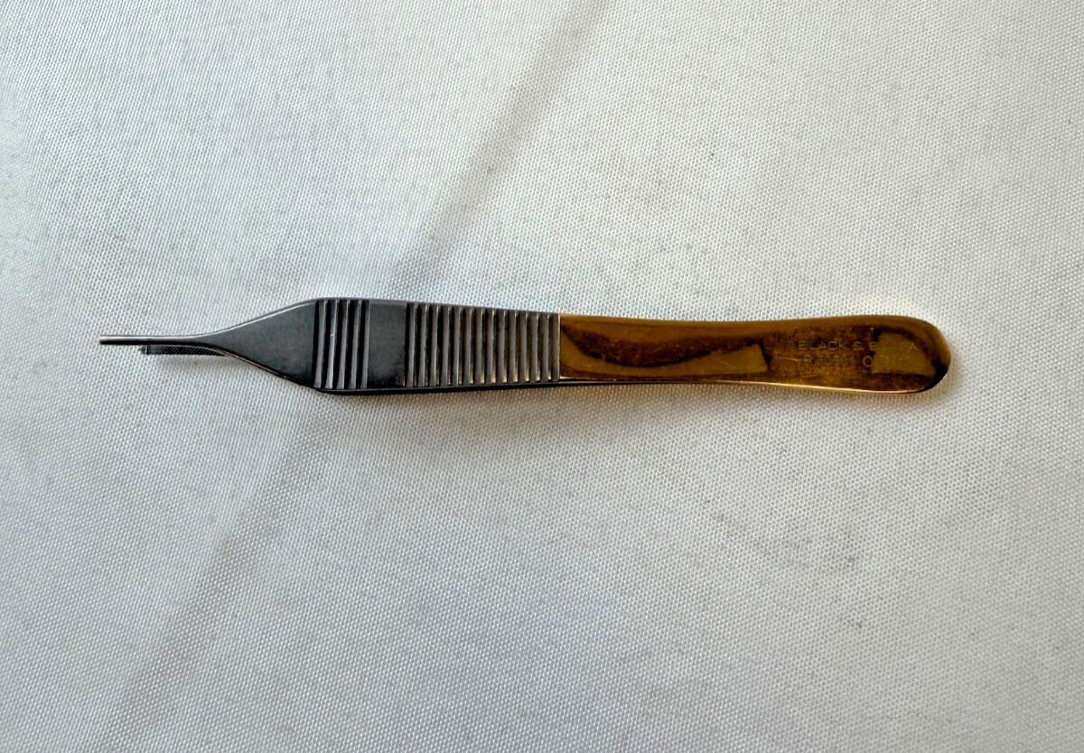 BLACK & BLACK SURGICAL B50501 Adson Onyx SofTouch Forceps 4000 Jaw 5"