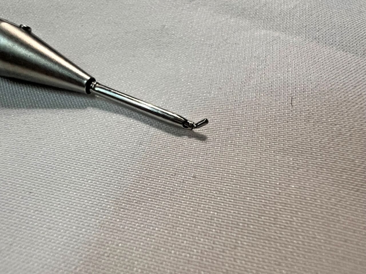 ALCON 8065814501 UltraFlow Irrigation/Aspiration Curved Tip 45deg X 0.3mm — photo 3