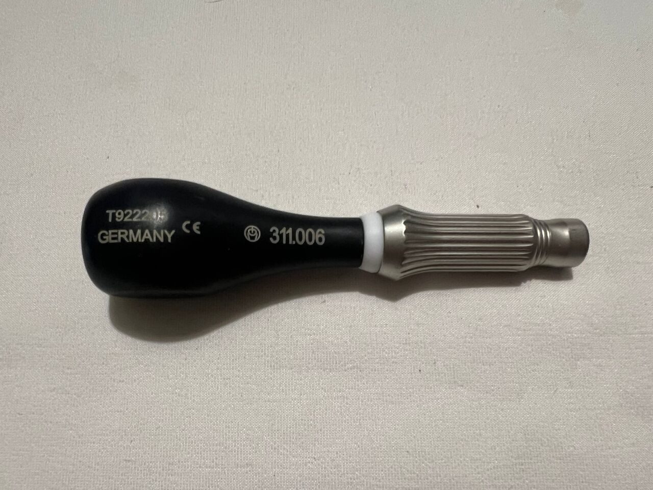 SYNTHES 311.006 Medium Screwdriver Handle w/ Hex Coupling — photo 1