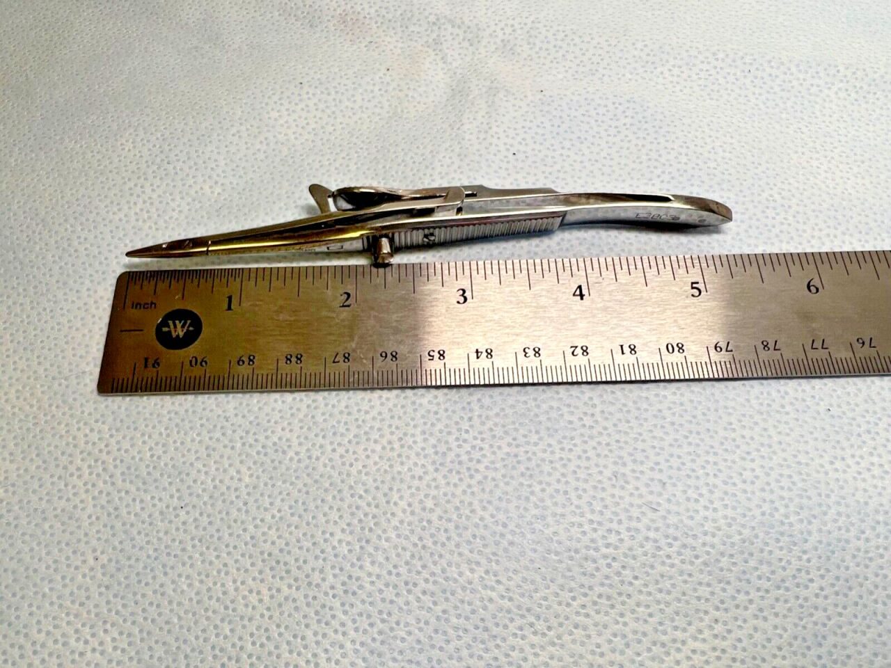KARL STORZ E3803 Kalt Needle Holder w/ Locking Handle 10mm Serrated Jaws 5.4" — photo 6