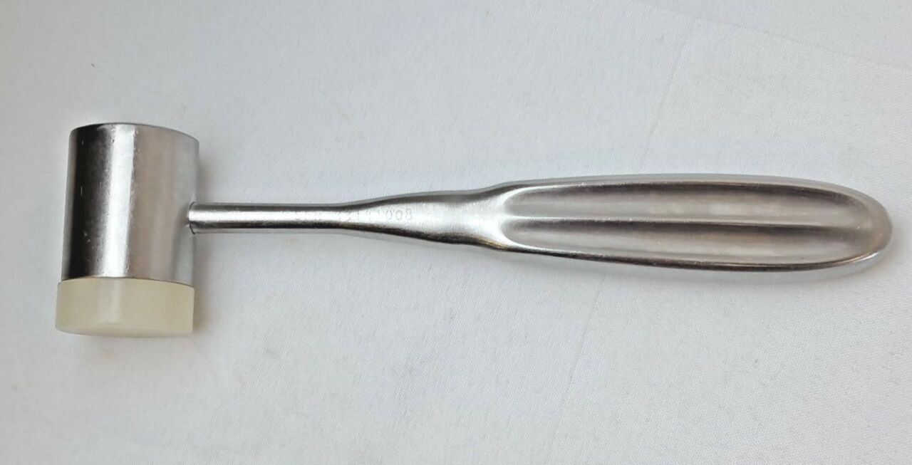 V. MUELLER RH1541 Cottle Mallet 2.9cm Nylon Face 8" — photo 2