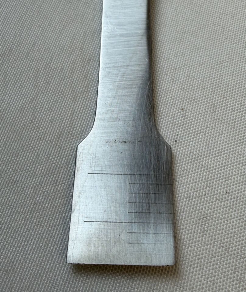 W. LORENZ 02-8317 Markowitz Cranial Osteotome 20mm Curved x 7" Calibrated — photo 4
