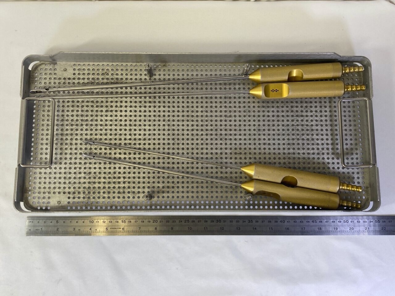 4 Piece w Toomey Connection & Thumb Holes 3 Hole Spatula Cannula — photo 16