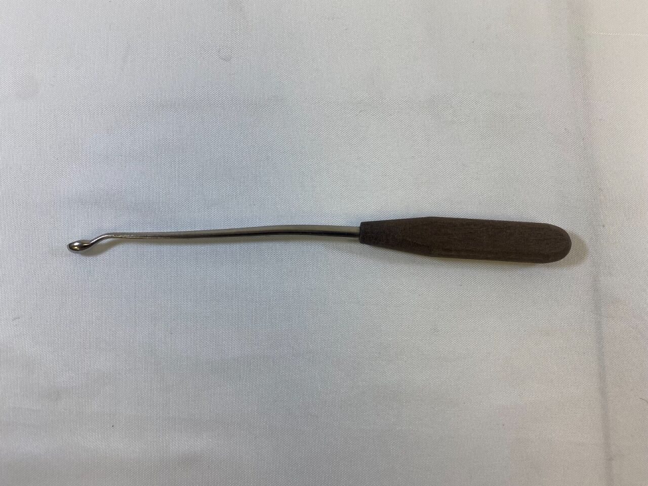 Offset Angled Oval Cup Curette 5mm x 27cm — photo 1