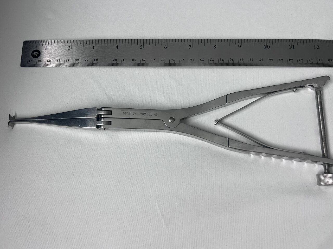 SYNTHES 388.406 Click'X Spine System Hinged Distraction Forceps — photo 2