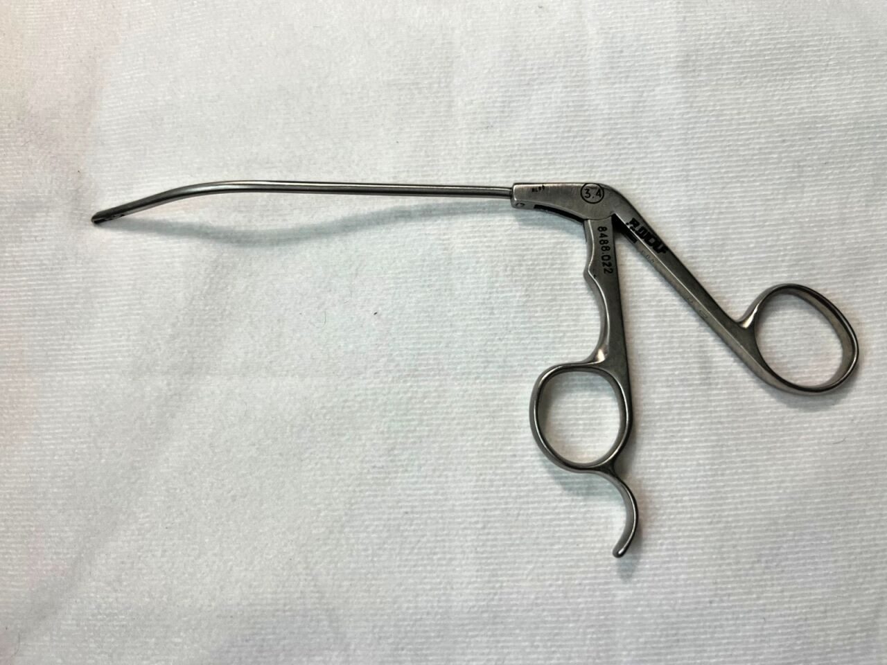 R. WOLF 8488.022 Right Hooked Punch Forceps 3.4mm X 6" Length — photo 1